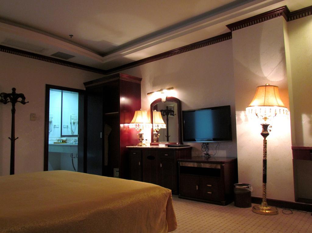 W.Y. Lera Hotel Guangzhou Exterior photo