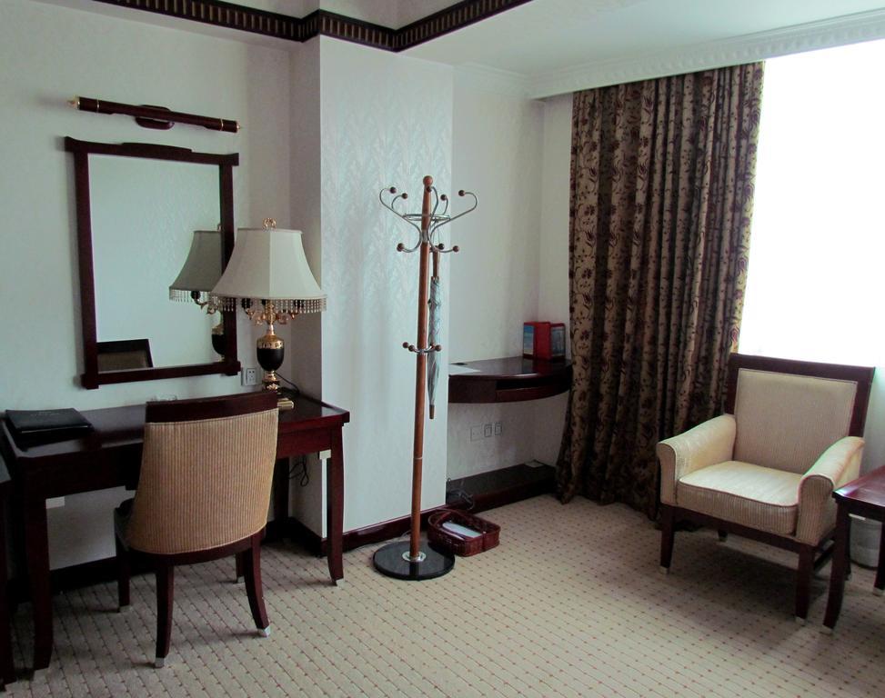 W.Y. Lera Hotel Guangzhou Exterior photo
