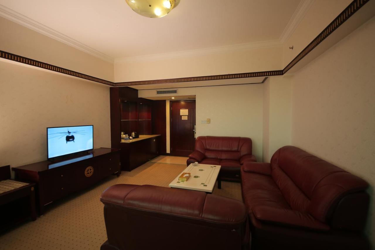 W.Y. Lera Hotel Guangzhou Exterior photo