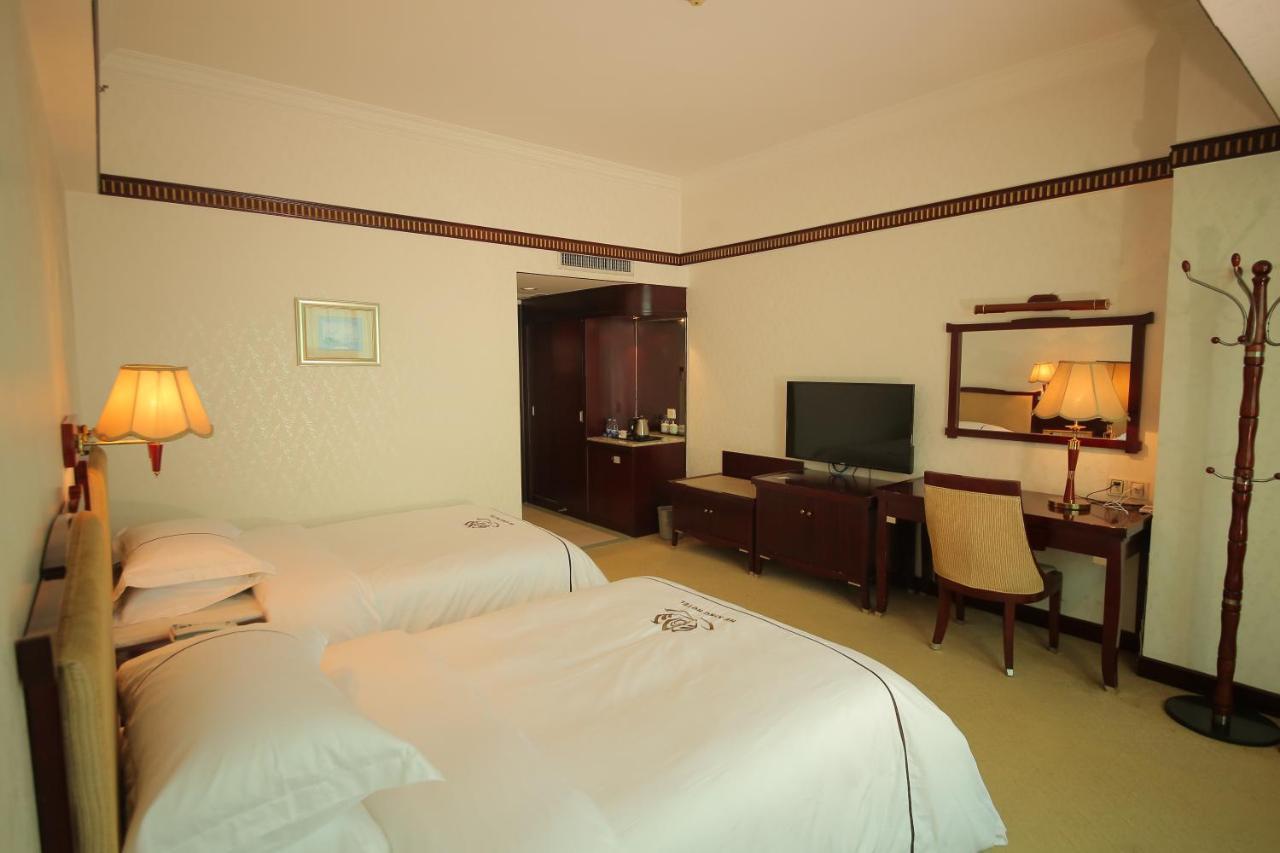 W.Y. Lera Hotel Guangzhou Exterior photo